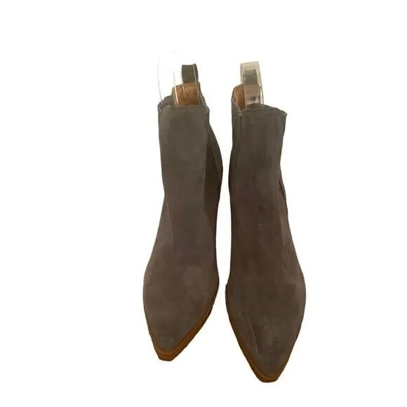 Marc Fisher Suede Leather Gadri Pointed Toe Bootie Gray SZ 6.5 - Picture 2 of 11